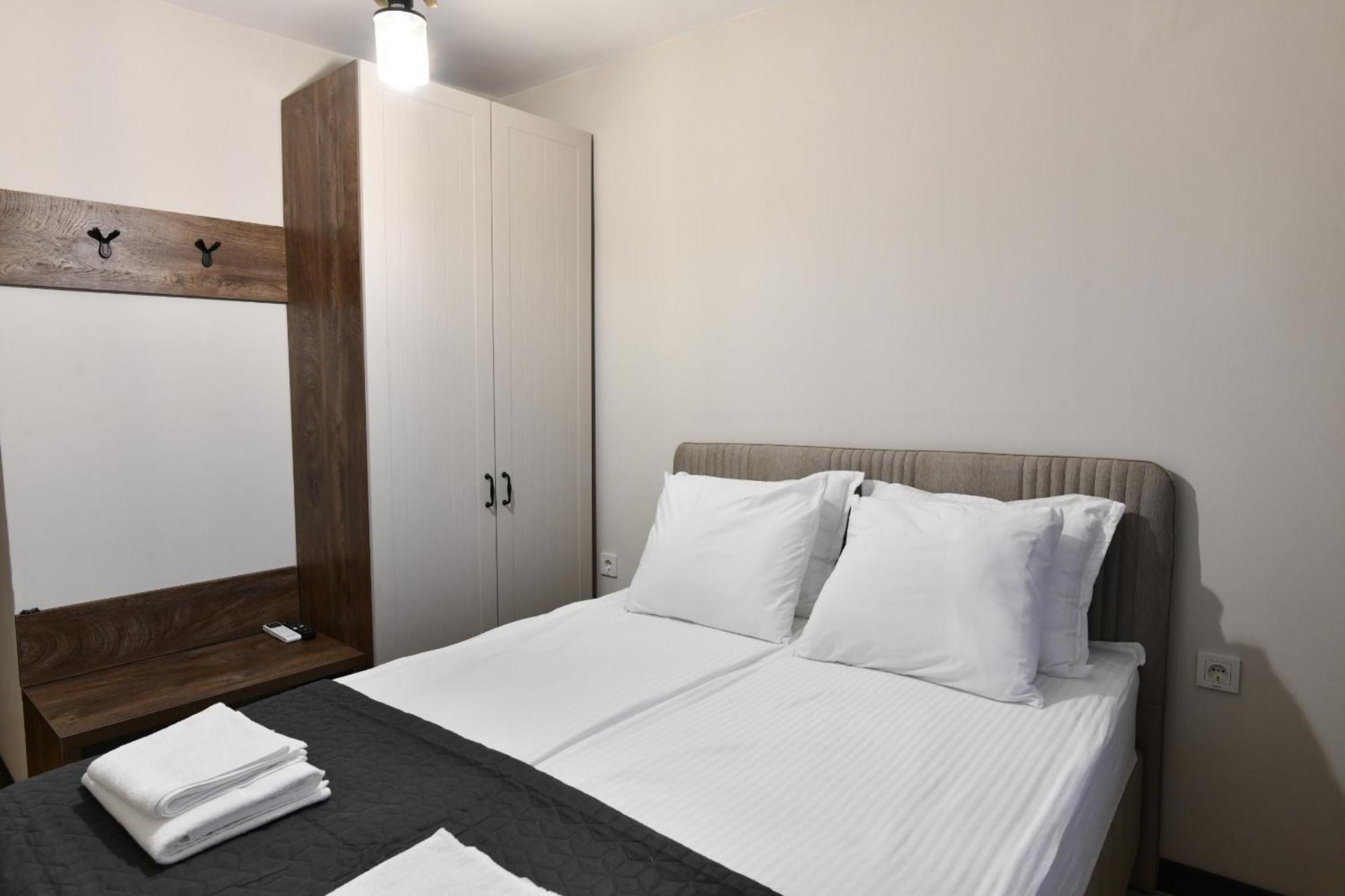 Guest House Lazara ヴェリコ・タルノヴォ エクステリア 写真