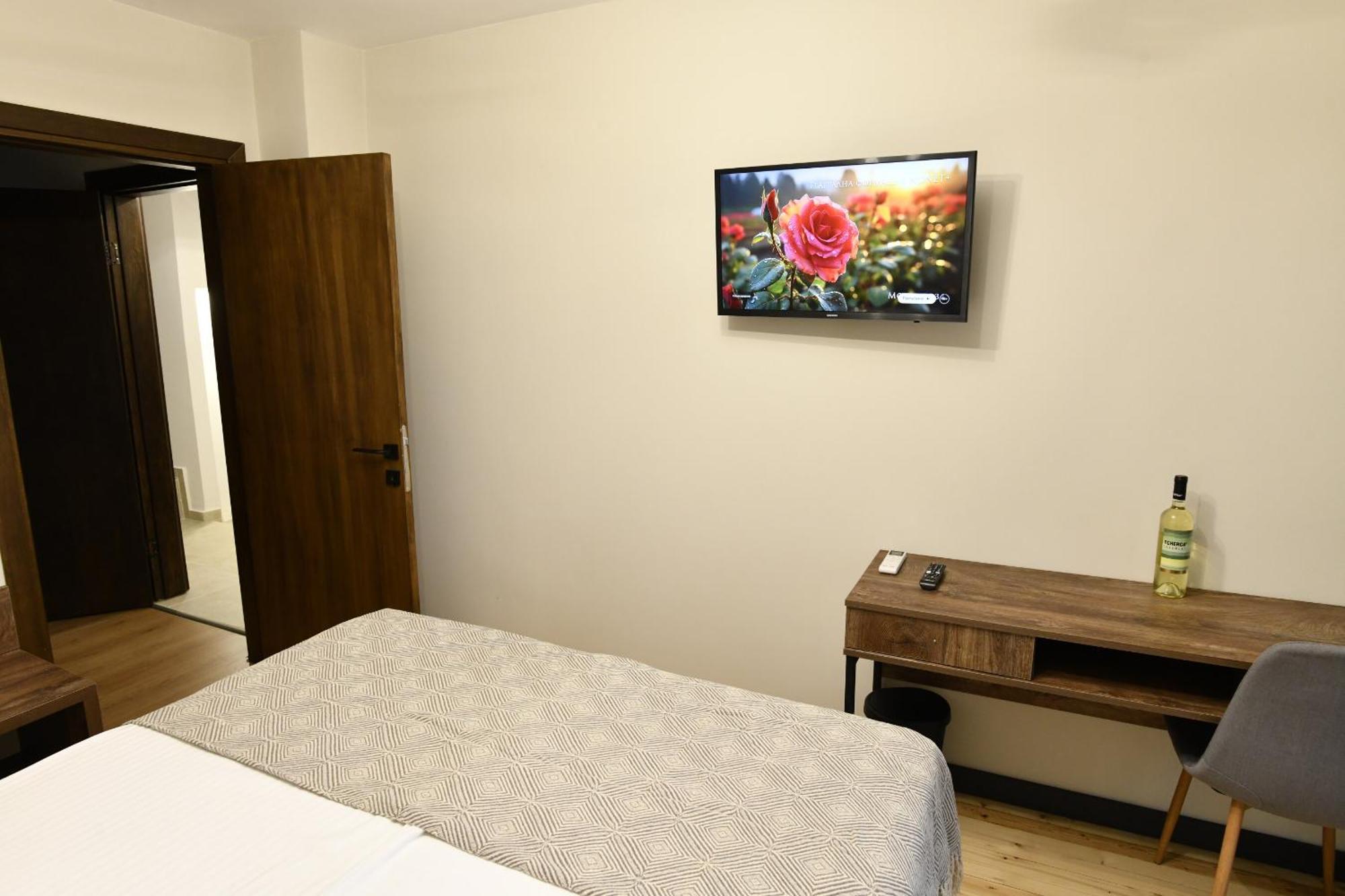 Guest House Lazara ヴェリコ・タルノヴォ エクステリア 写真